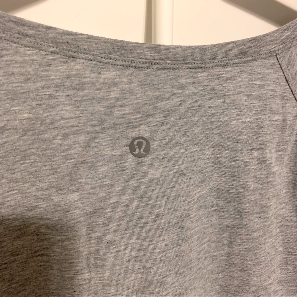 Lululemon Grey Longsleeve Sz 6